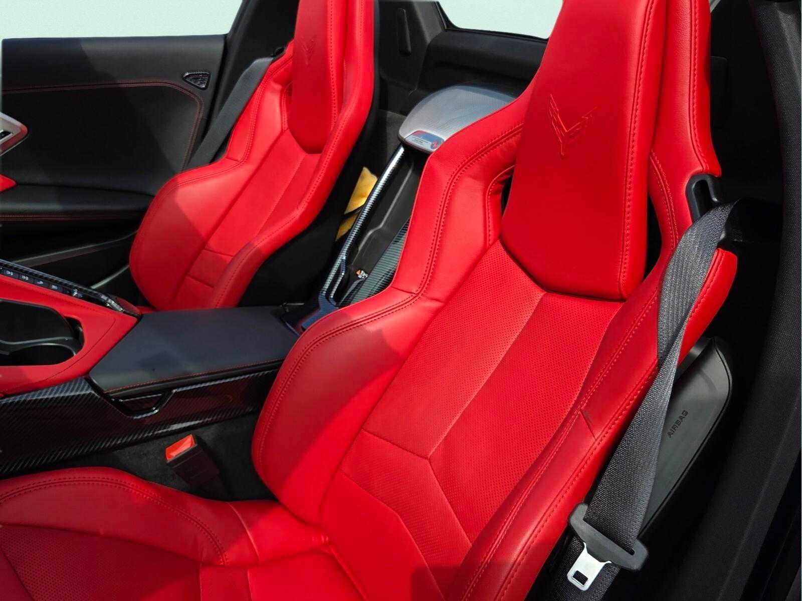 2023 Chevrolet Corvette 2LT