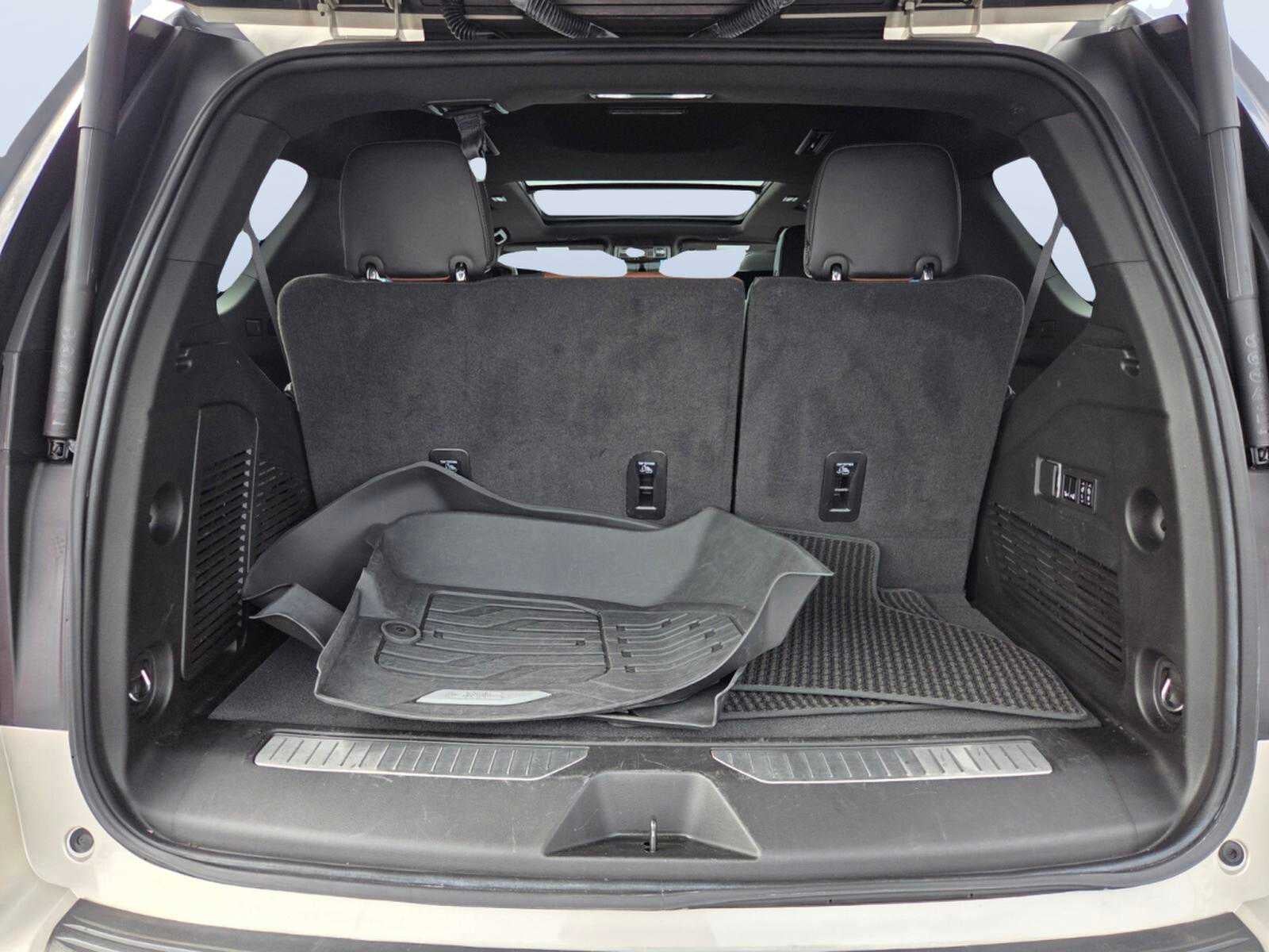 2024 GMC Yukon Denali Ultimate Denali Ultimate