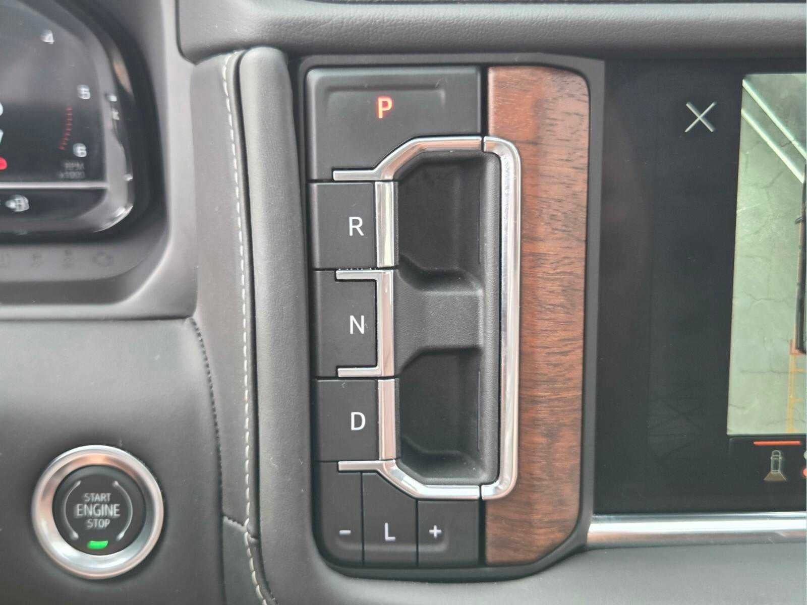 2024 GMC Yukon Denali Ultimate Denali Ultimate