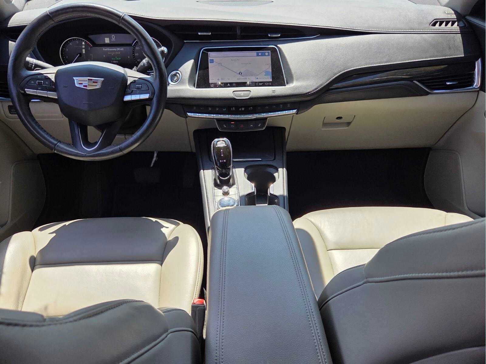 2021 Cadillac XT4 FWD Premium Luxury