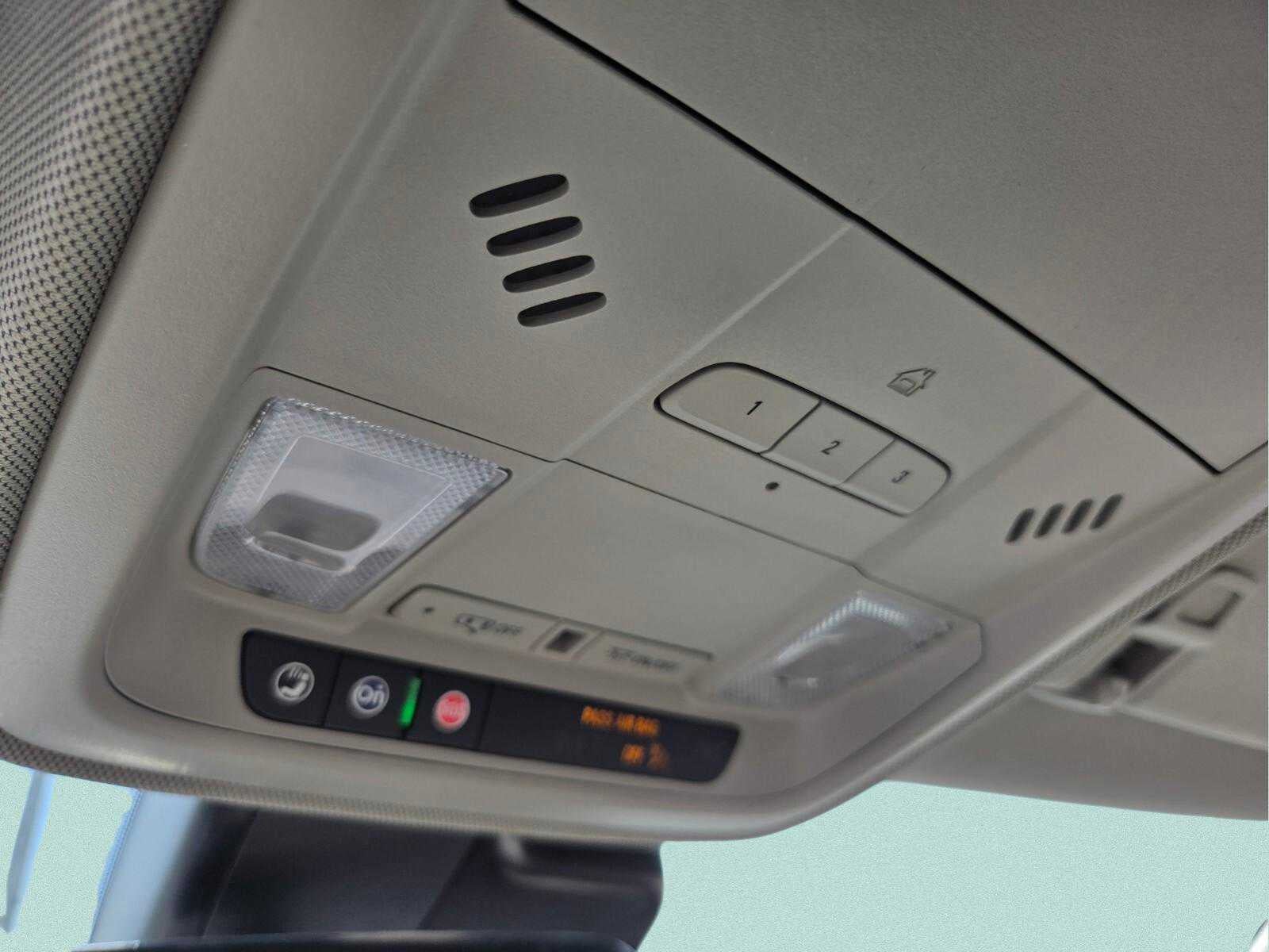 2021 Cadillac XT4 FWD Premium Luxury