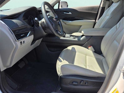 2021 Cadillac XT4 FWD Premium Luxury