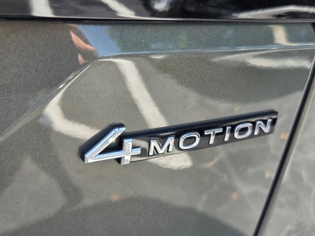 2024 Volkswagen Atlas 2.0T Peak Edition SE w/Technology