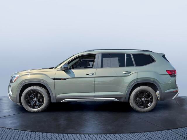 2024 Volkswagen Atlas 2.0T Peak Edition SE w/Technology