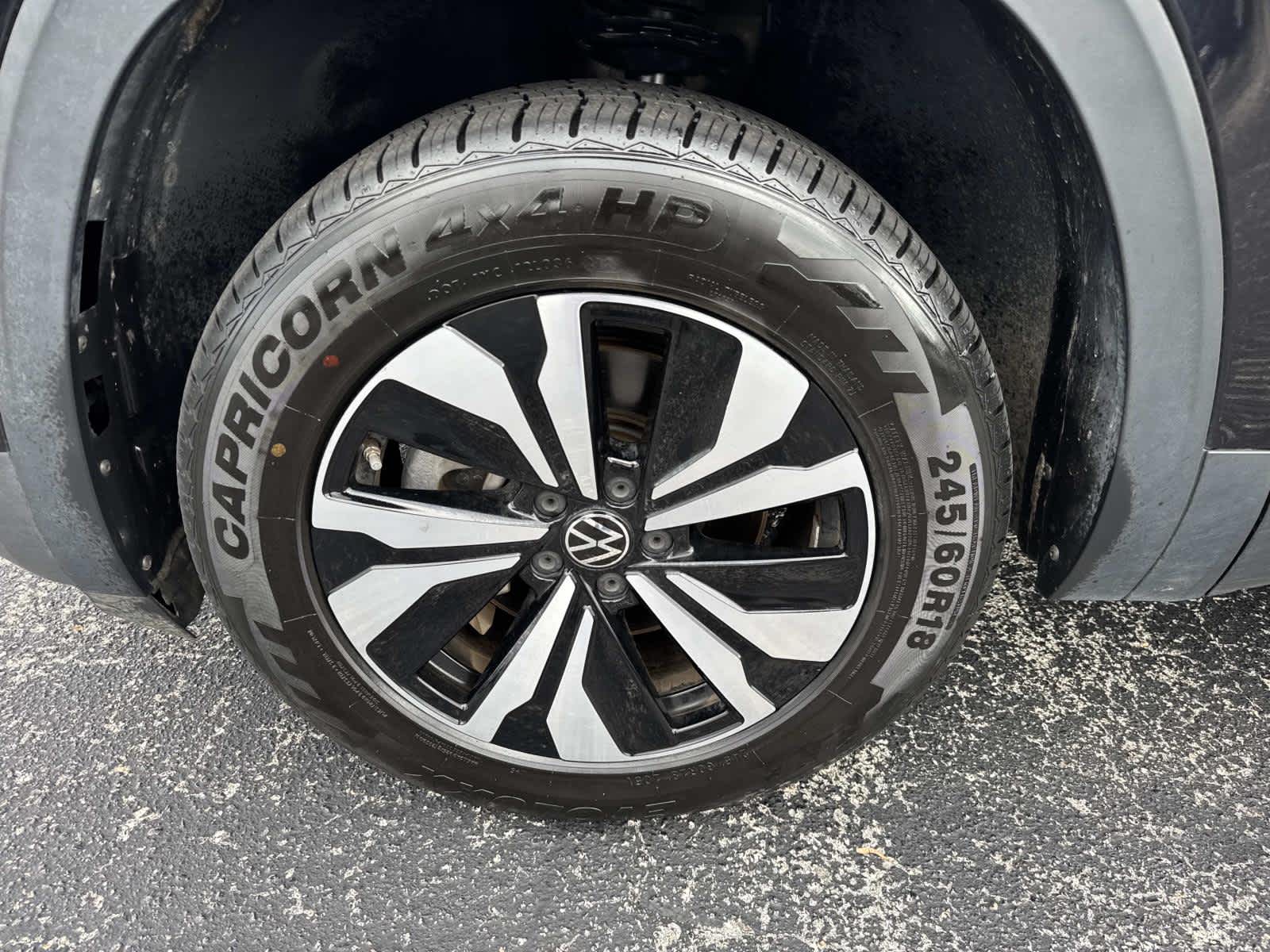 2024 Volkswagen Atlas 2.0T SE