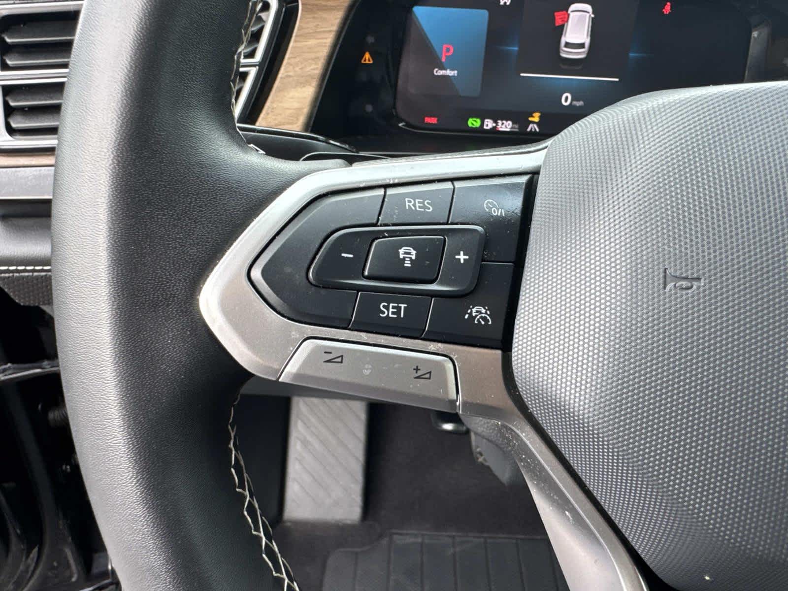 2024 Volkswagen Atlas 2.0T SE