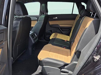 2022 Volkswagen Atlas Cross Sport 3.6L V6 SEL Premium R-Line