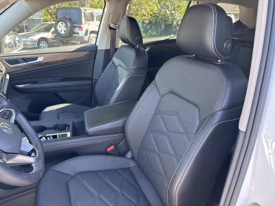 2024 Volkswagen Atlas 2.0T SE