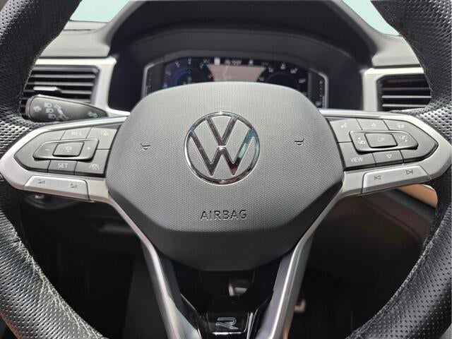 2023 Volkswagen Atlas 3.6L V6 SEL R-Line Black