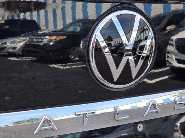 2023 Volkswagen Atlas 3.6L V6 SE w/Technology