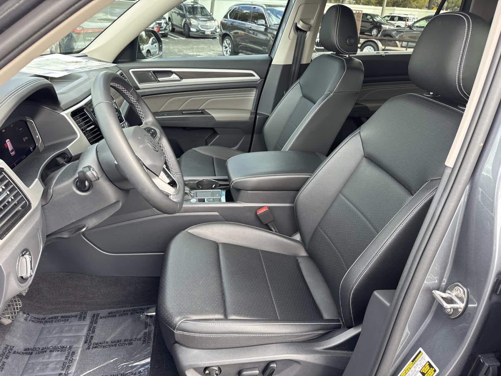 2023 Volkswagen Atlas 3.6L V6 SE w/Technology