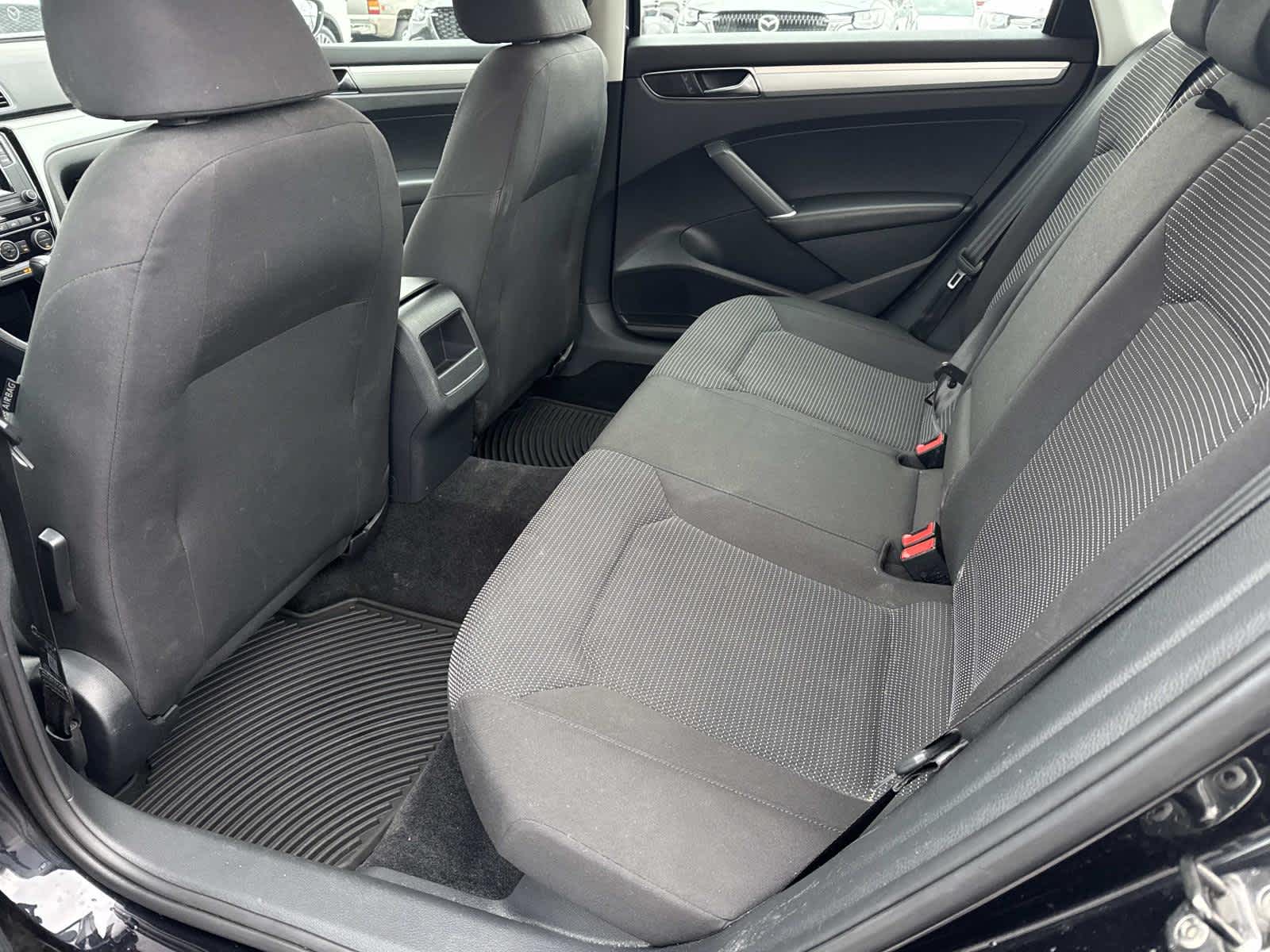 2017 Volkswagen Passat 1.8T S