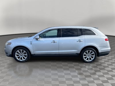 2014 Lincoln MKT Base