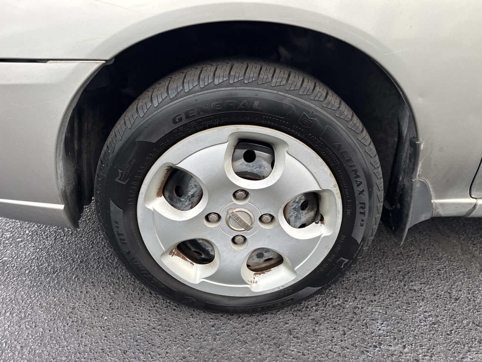 2004 Nissan Sentra Base