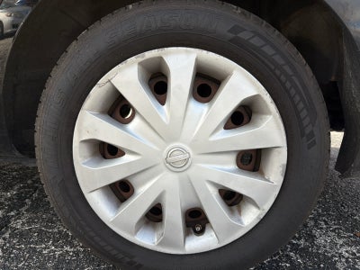 2012 Nissan Versa SV