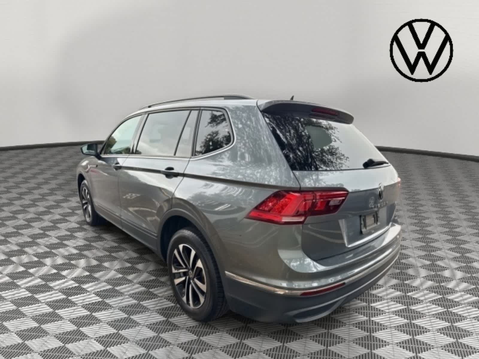 2022 Volkswagen Tiguan S