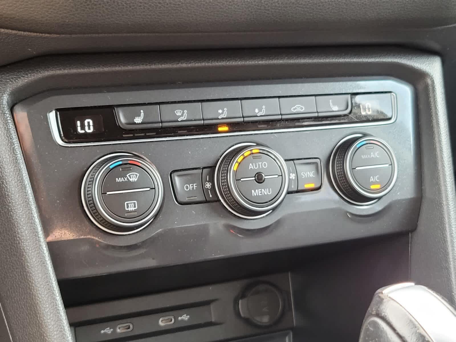 2021 Volkswagen Tiguan SE R-Line Black