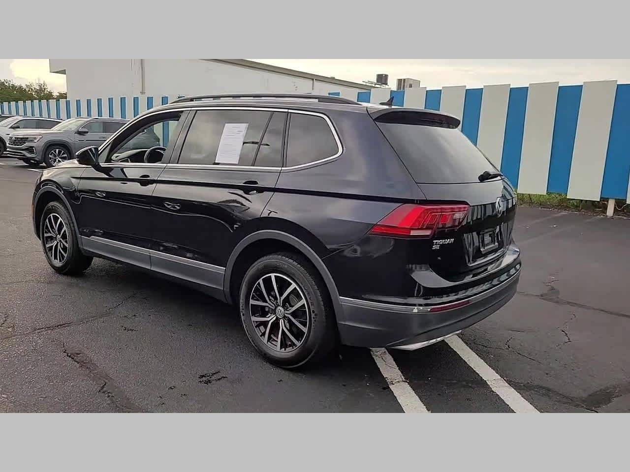 2021 Volkswagen Tiguan SE R-Line Black
