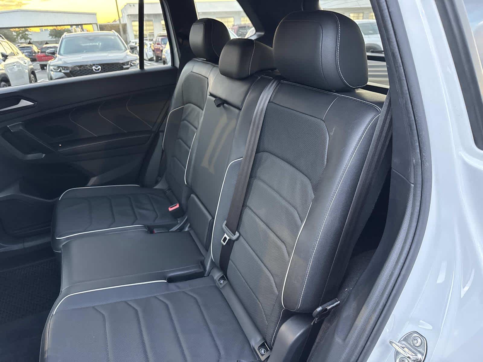 2024 Volkswagen Tiguan SEL R-Line