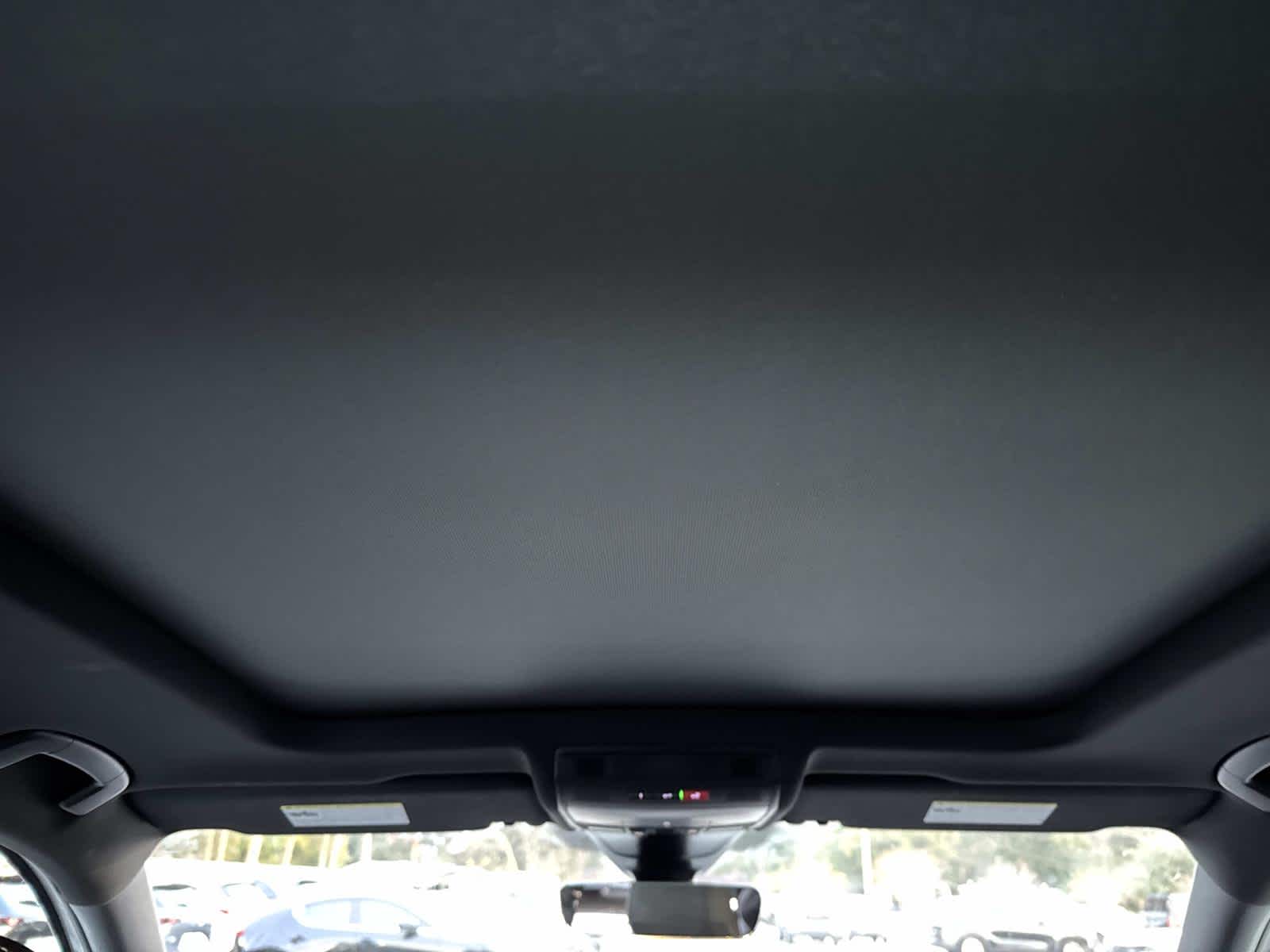 2024 Volkswagen Tiguan SEL R-Line