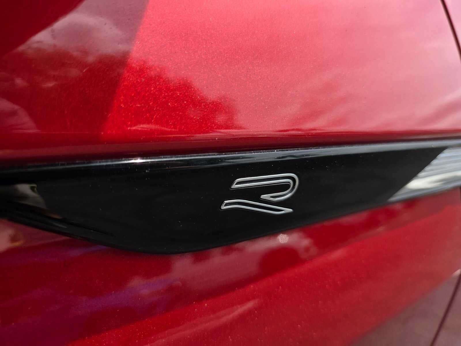 2024 Volkswagen Tiguan SEL R-Line