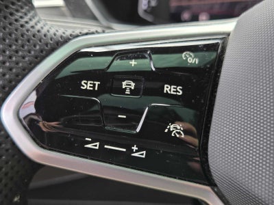 2024 Volkswagen Tiguan SEL R-Line