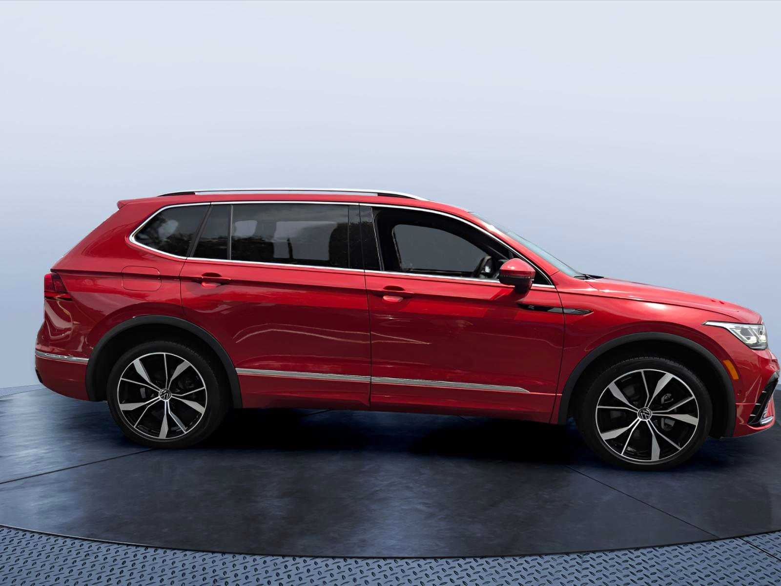 2024 Volkswagen Tiguan SEL R-Line