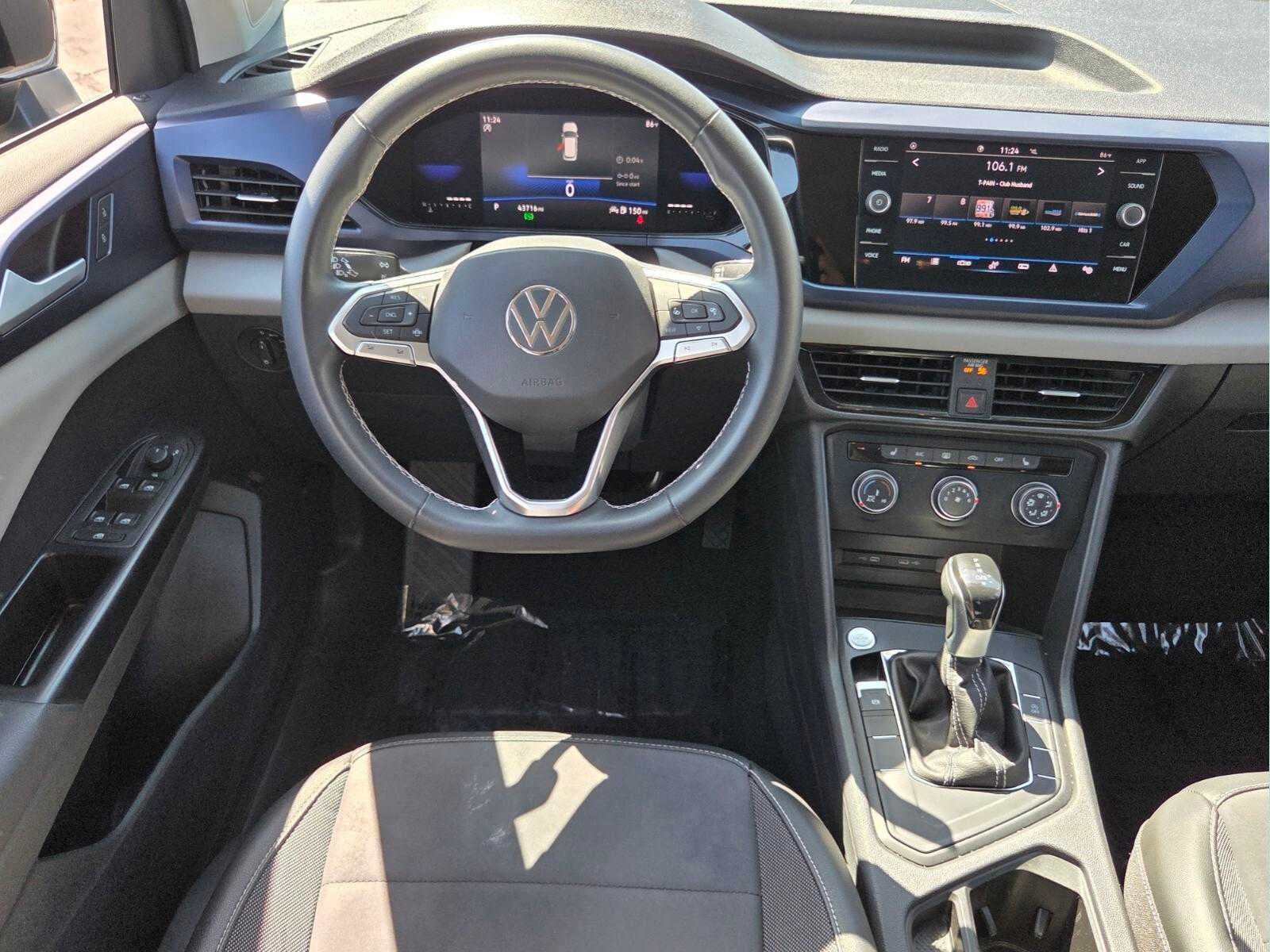 2022 Volkswagen Taos SE