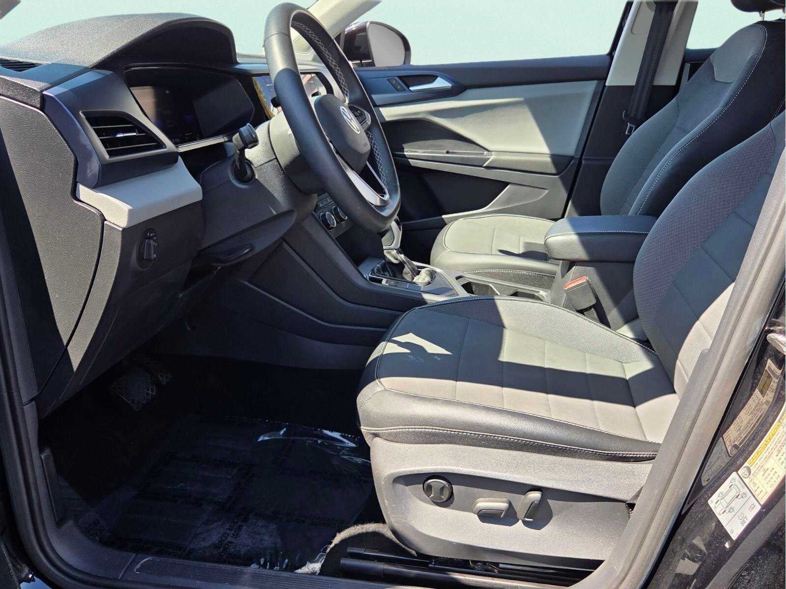 2022 Volkswagen Taos SE
