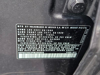 2023 Volkswagen Taos SE