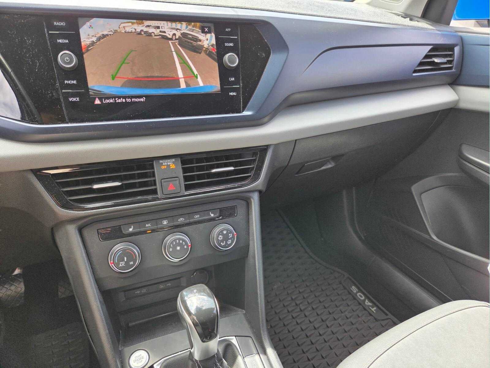 2022 Volkswagen Taos SE