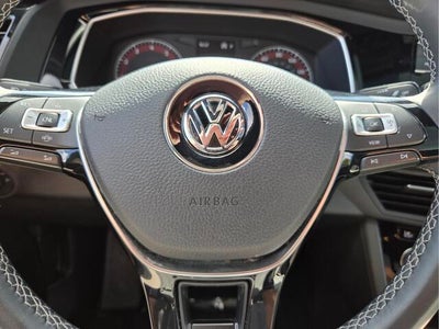 2020 Volkswagen Jetta R-Line