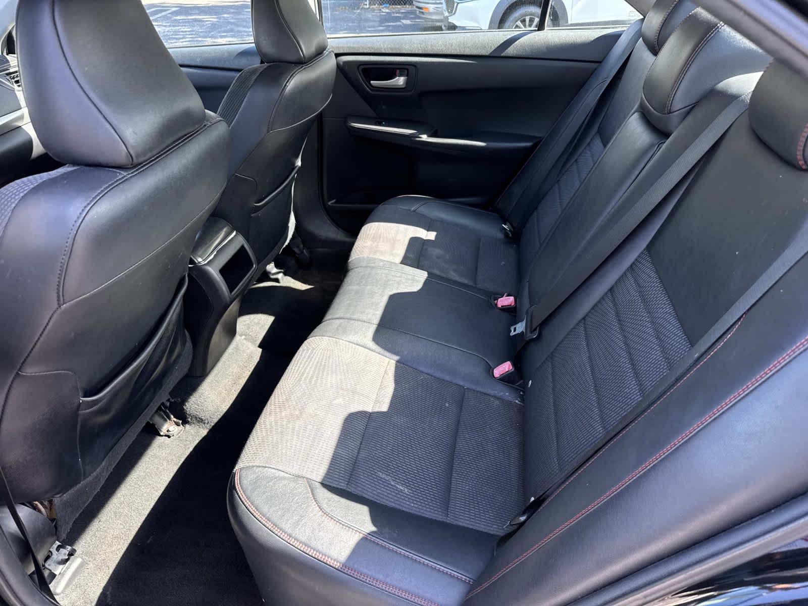 2016 Toyota Camry SE