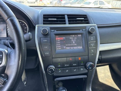 2016 Toyota Camry SE