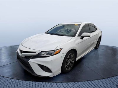 2020 Toyota Camry SE