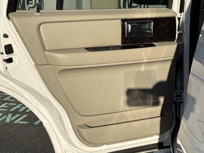 2015 Lincoln Navigator Base