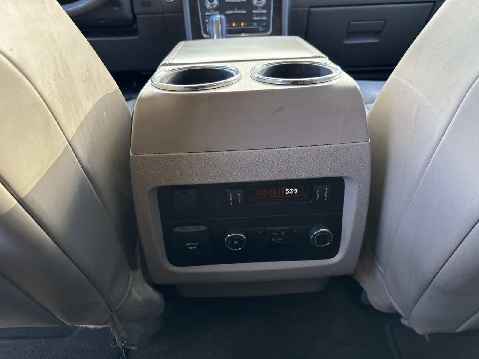 2015 Lincoln Navigator Base