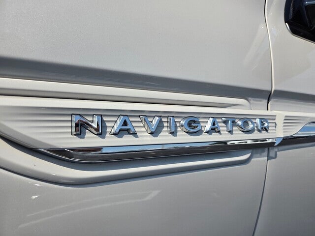 2024 Lincoln Navigator L Reserve