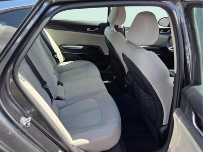 2022 Kia K5 LXS