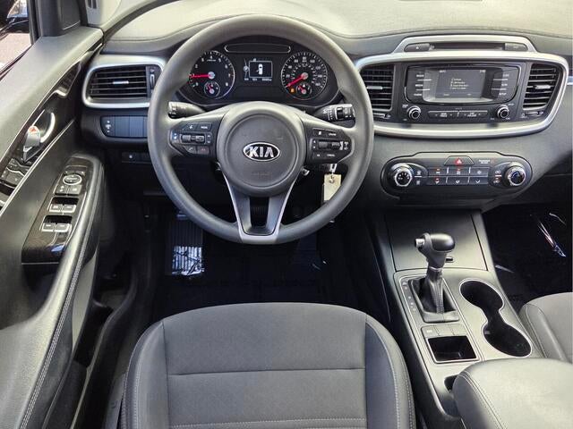 2018 Kia Sorento L