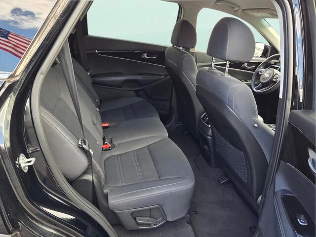 2018 Kia Sorento L