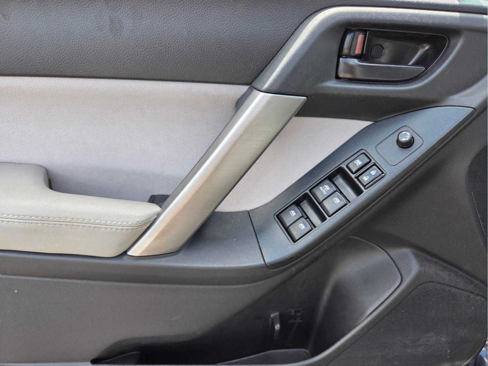 2016 Subaru Forester 2.5i