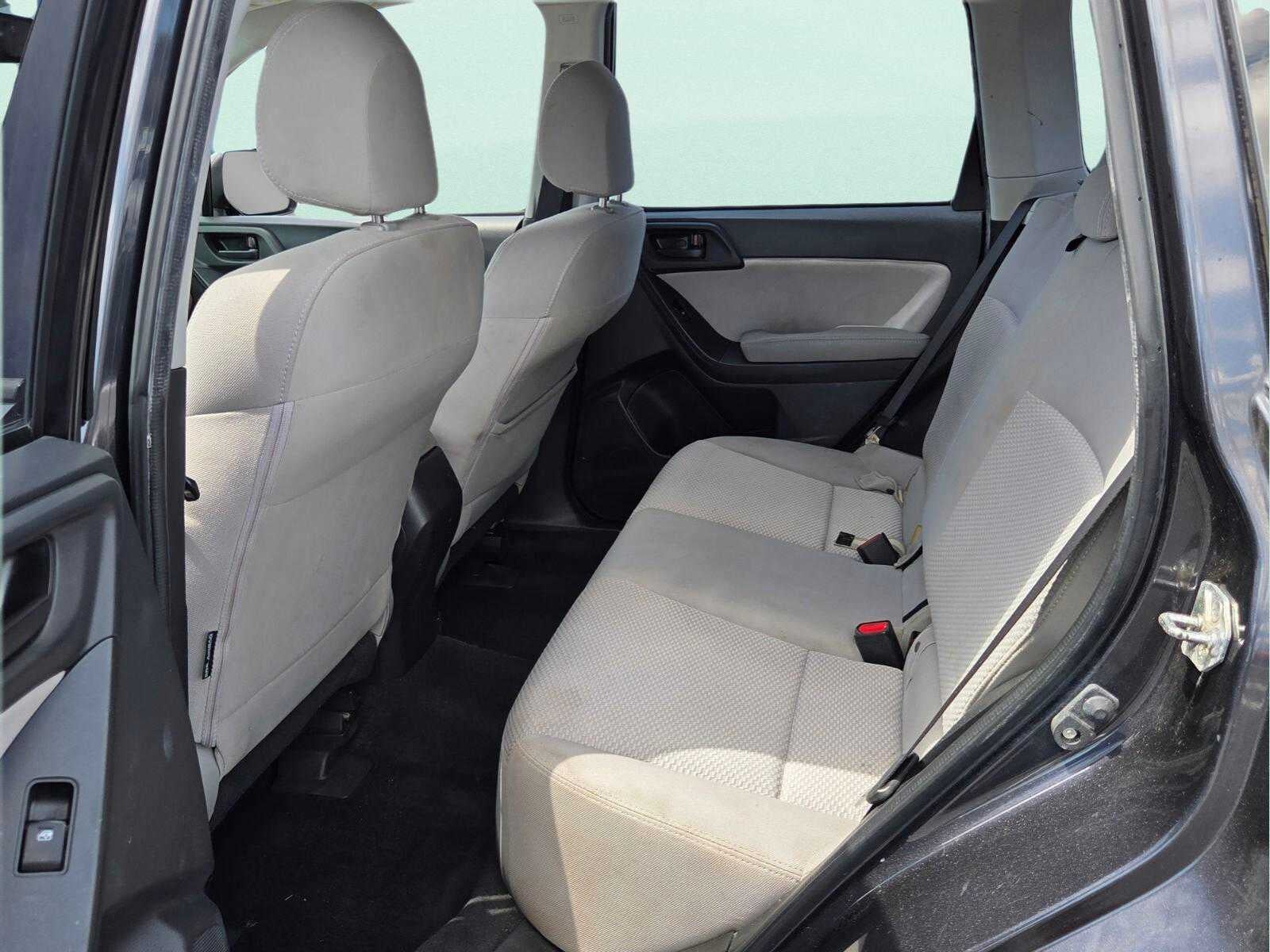 2016 Subaru Forester 2.5i