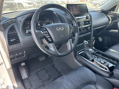 2022 INFINITI QX80 LUXE