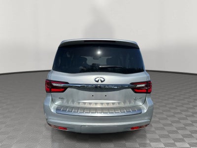 2022 INFINITI QX80 LUXE