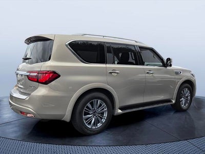 2023 INFINITI QX80 LUXE