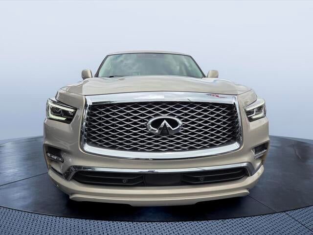 2023 INFINITI QX80 LUXE