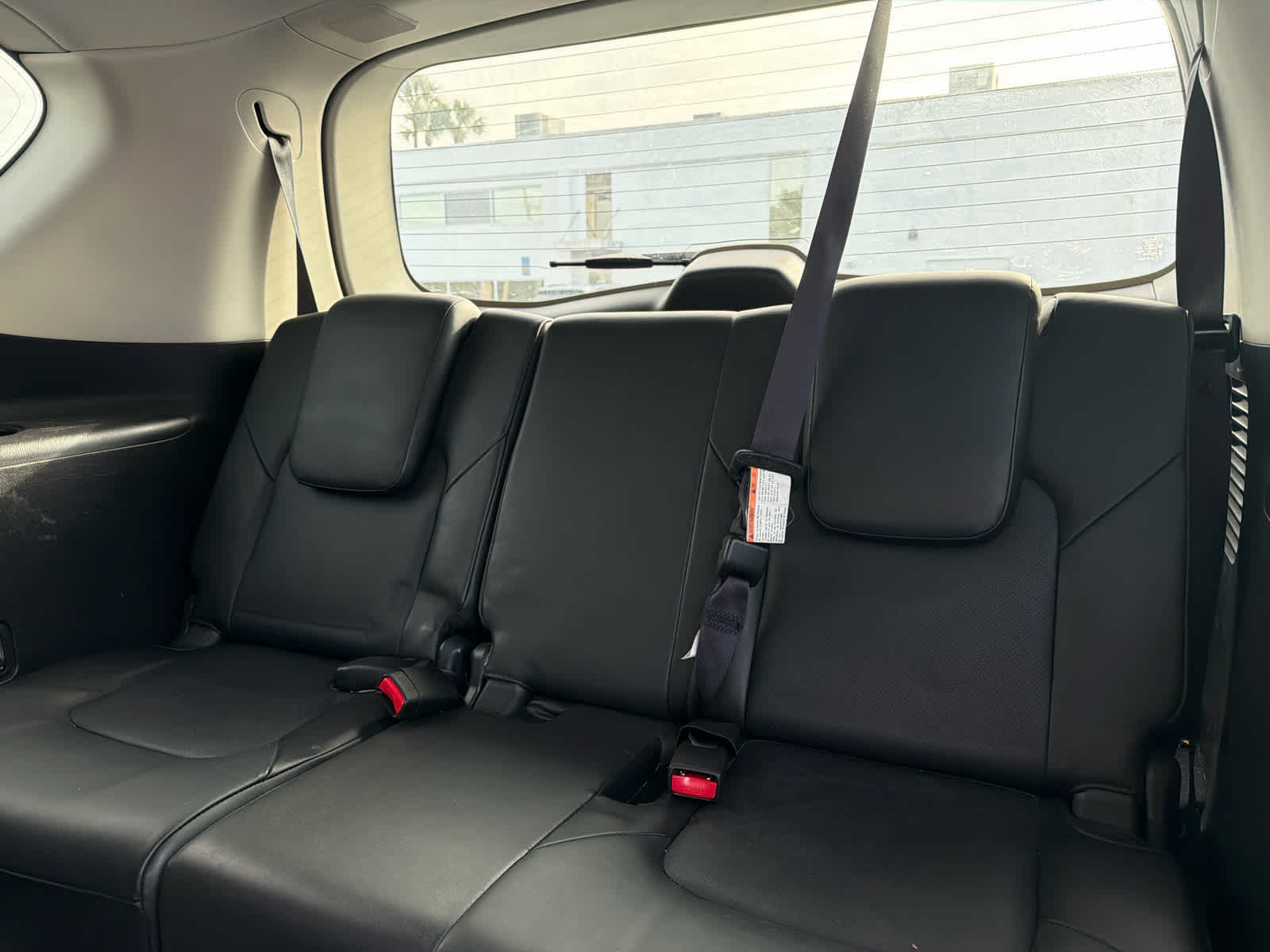 2015 INFINITI QX80 Base