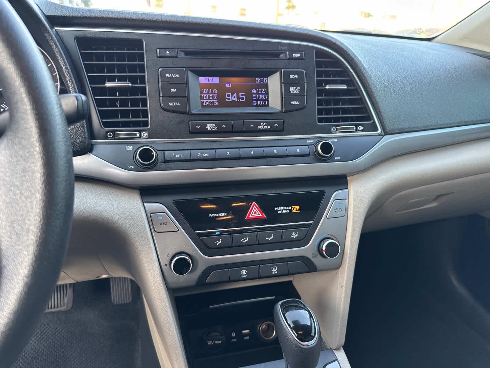 2017 Hyundai Elantra SE