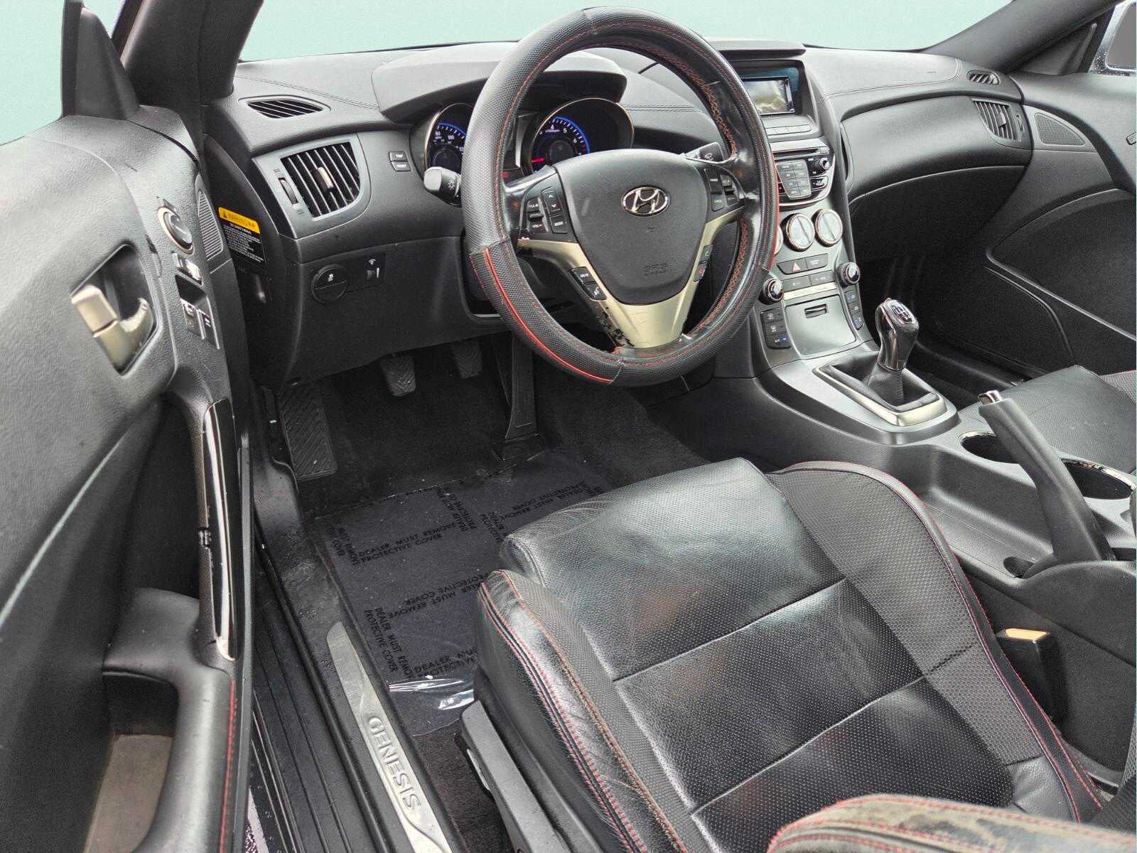 2014 Hyundai Genesis Coupe 2.0T R-Spec